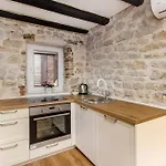 Captain's Apartment