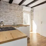 Captain's Apartment *