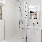 Apartment Captain's *