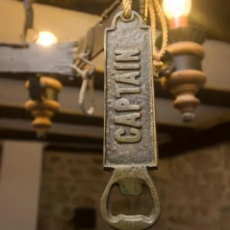 Apartment Captain's *