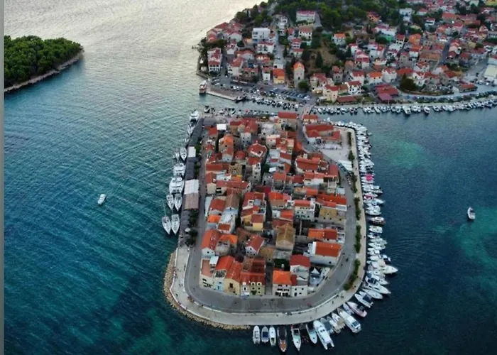 Captain's * Tribunj (Sibenik-Knin)