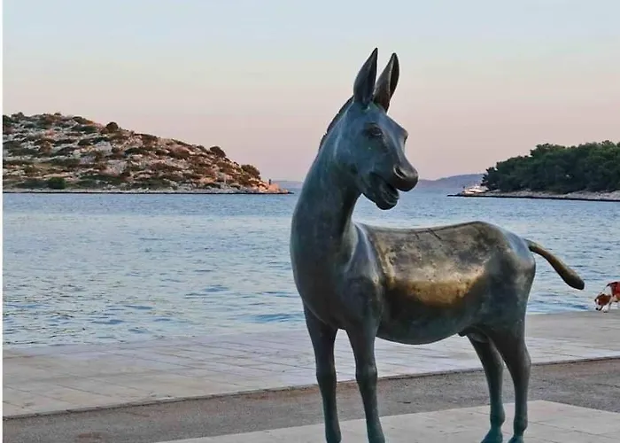 Captain's * Tribunj (Sibenik-Knin)